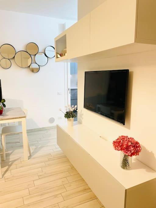 Emme Apartment カリアリ エクステリア 写真