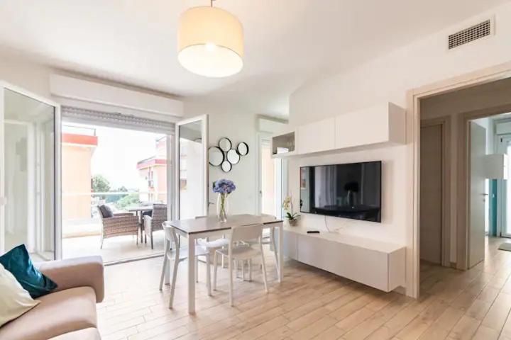 Emme Apartment カリアリ エクステリア 写真